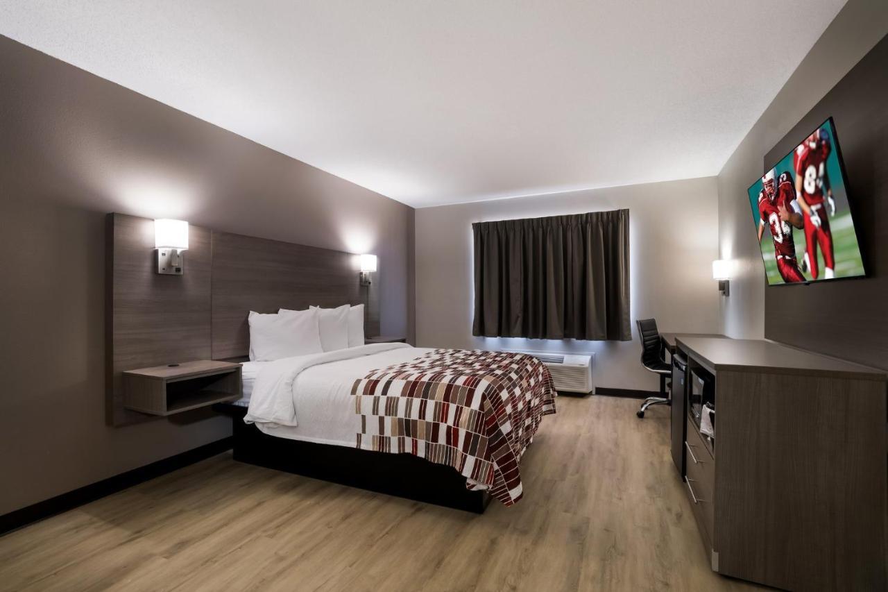 موتيل Super 8 By Wyndham Marston المظهر الخارجي الصورة